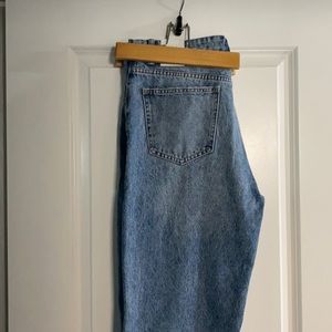 Zara Straight Jean